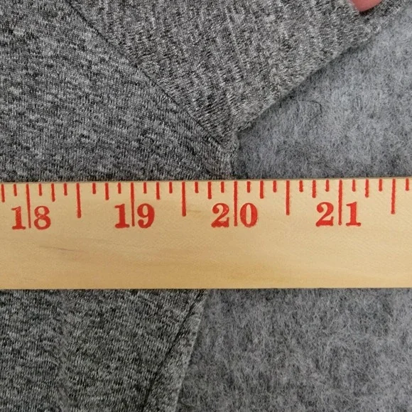 Nike Shirt Mens Large Gray Dri-FIT The Nike Tee Swoosh Athletic Running Training - Picture 6 of 8